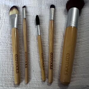 (5) EcoTools Natural Bamboo Makeup Brush Set with Silver Accents